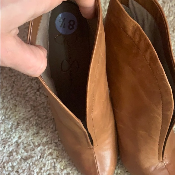 Tan Stilletto Jessica Simpson Heel - Picture 2 of 6